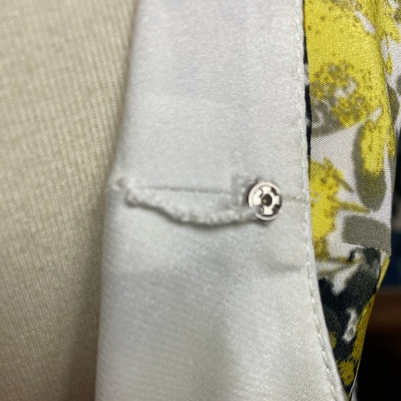 🌼 Like New! Ann Taylor Floral Print Dress - Picture 6 of 7